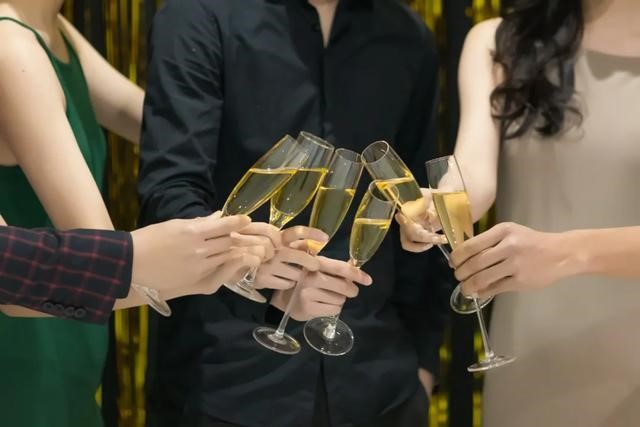明星会计代账将自己送进监狱!
